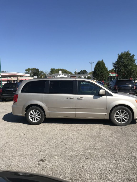 2014 Dodge Grand Caravan Image 2