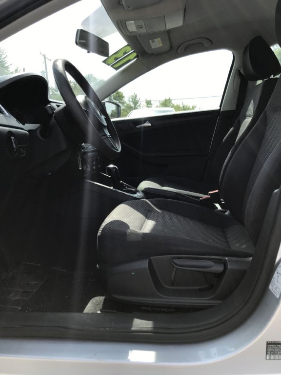 2013 Volkswagen Jetta Image 14