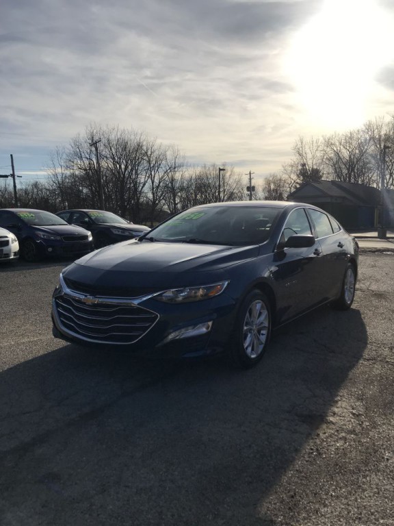 2019 Chevrolet Malibu Image 3