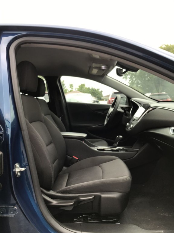 2019 Chevrolet Malibu Image 9