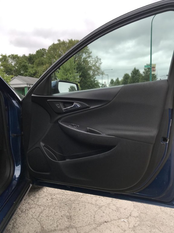 2019 Chevrolet Malibu Image 10