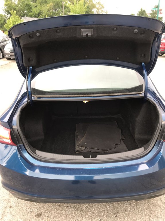 2019 Chevrolet Malibu Image 12