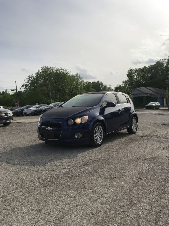 2012 Chevrolet Sonic Image 3