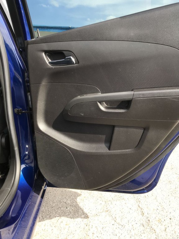 2012 Chevrolet Sonic Image 10