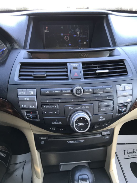 2012 Honda Crosstour Image 18