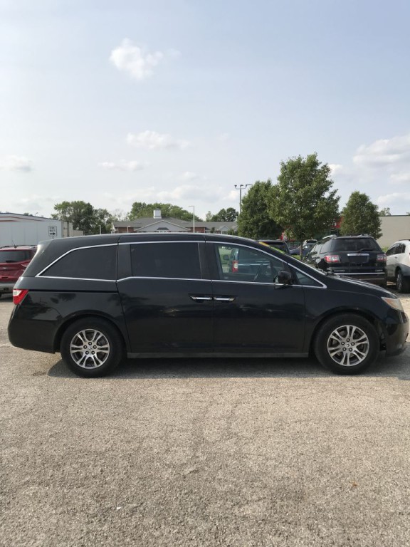 2012 Honda Odyssey Image 2