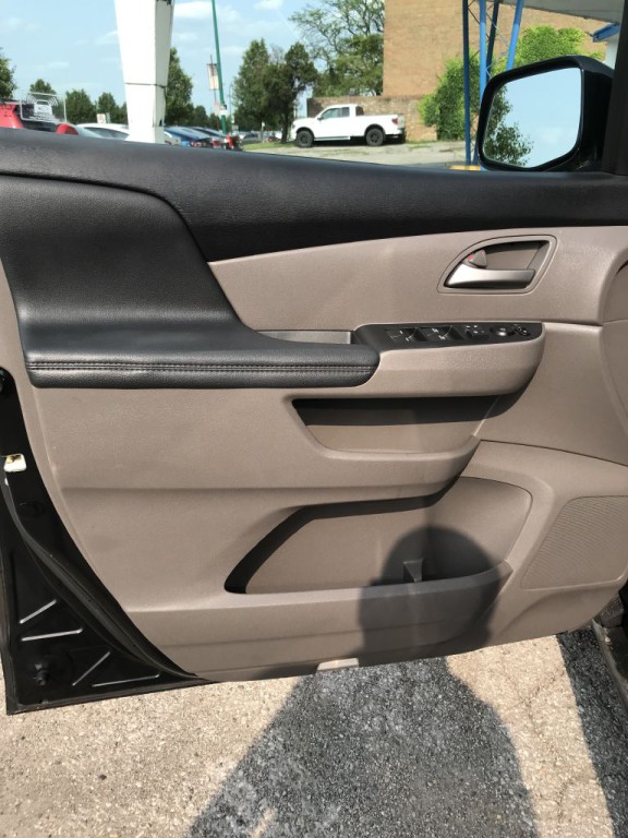 2012 Honda Odyssey Image 17