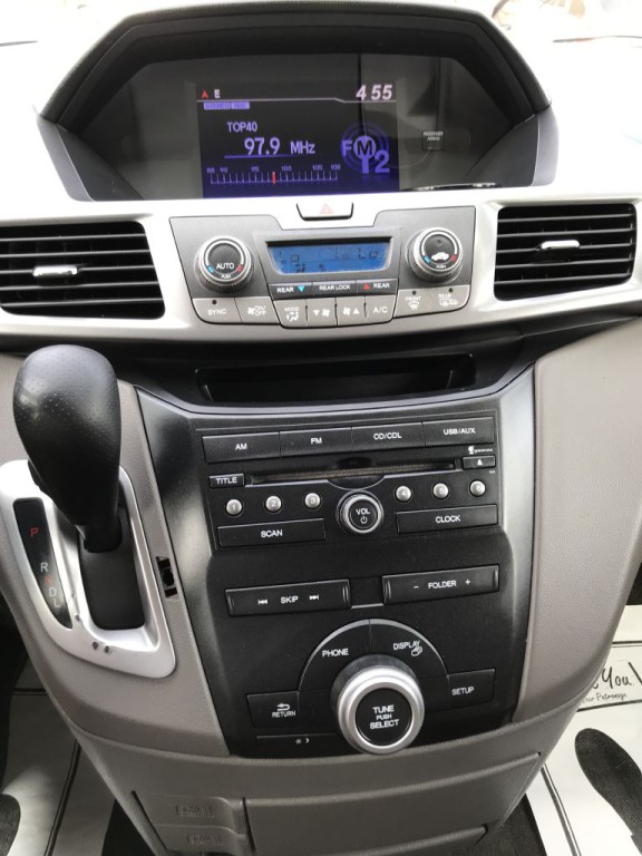2012 Honda Odyssey Image 18