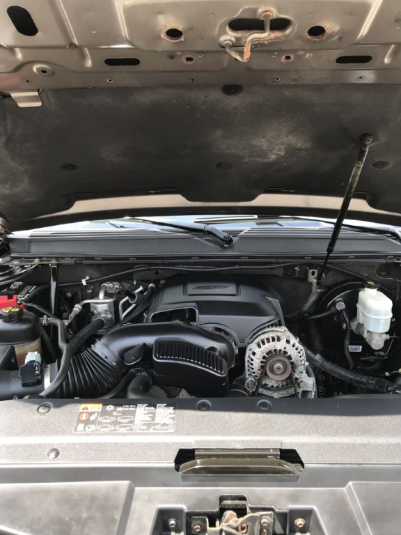 2012 Chevrolet Suburban Image 20