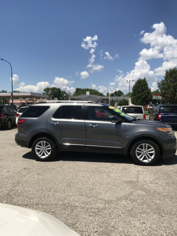 2013 Ford Explorer Image 2