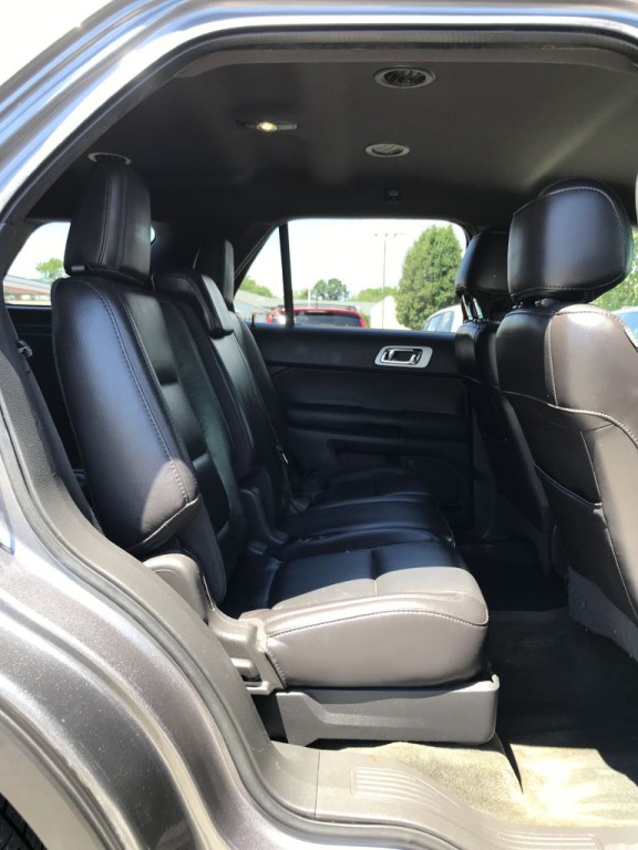 2013 Ford Explorer Image 11