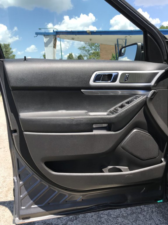 2013 Ford Explorer Image 18