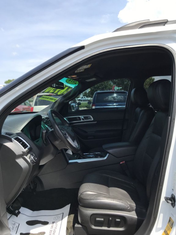 2014 Ford Explorer Image 9