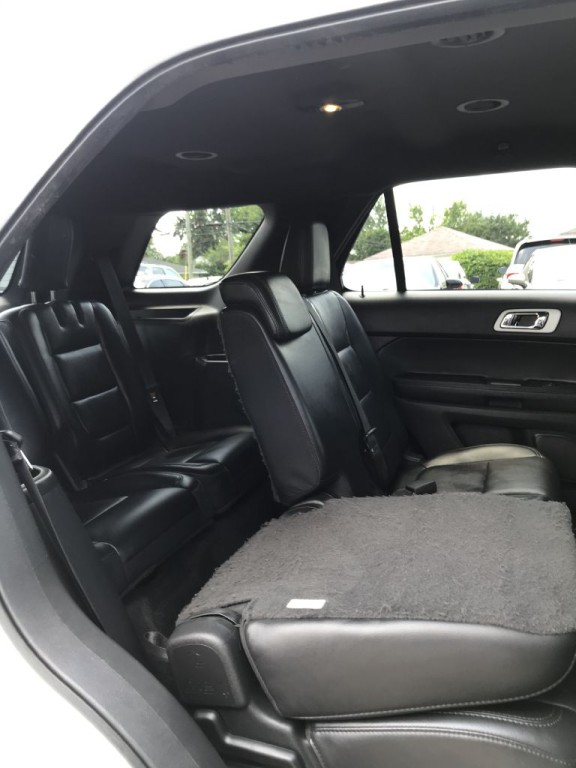 2014 Ford Explorer Image 16