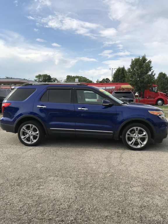 2015 Ford Explorer Image 2