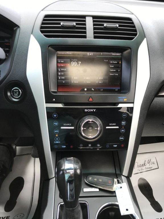 2015 Ford Explorer Image 20