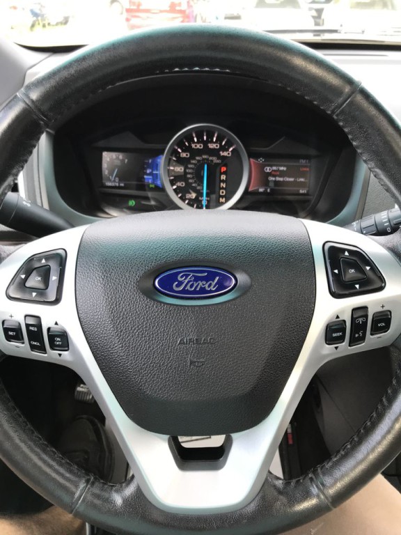 2015 Ford Explorer Image 22