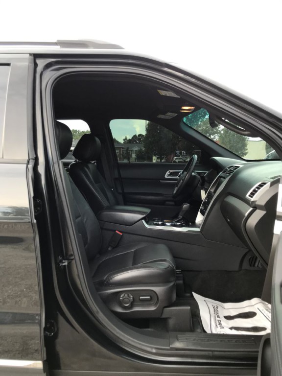 2014 Ford Explorer Image 9