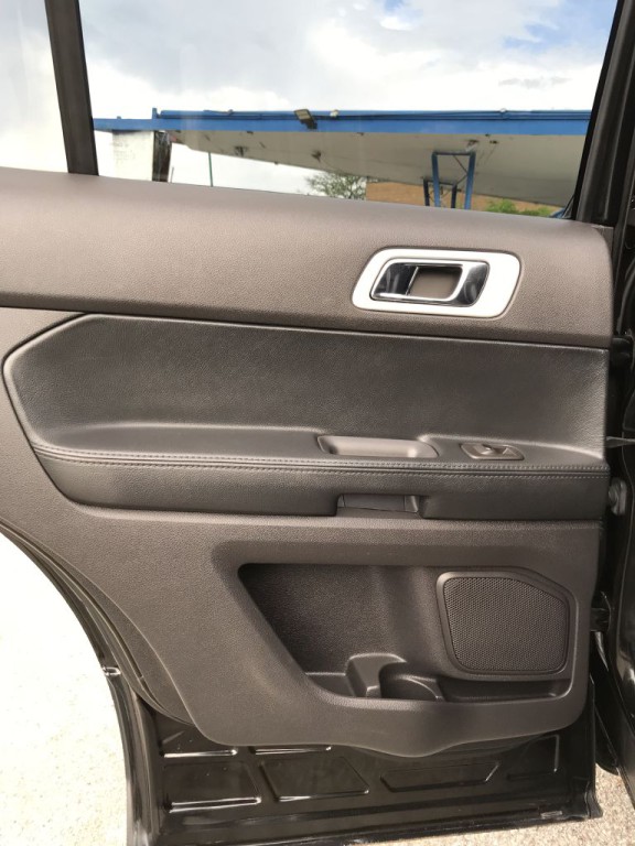 2014 Ford Explorer Image 16