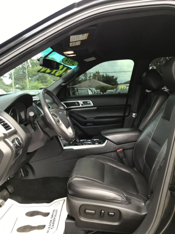 2014 Ford Explorer Image 17