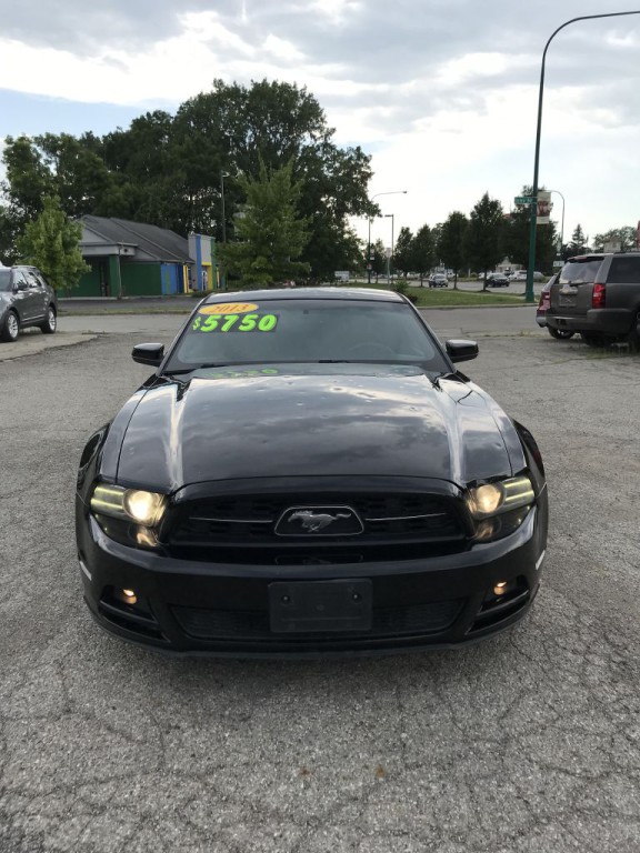 2013 Ford Mustang Image 8