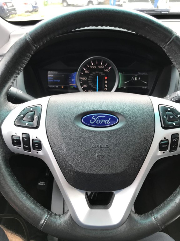 2015 Ford Explorer Image 23