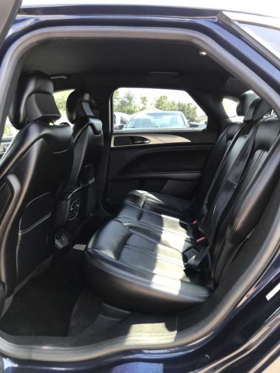 2017 Lincoln MKZ Image 14