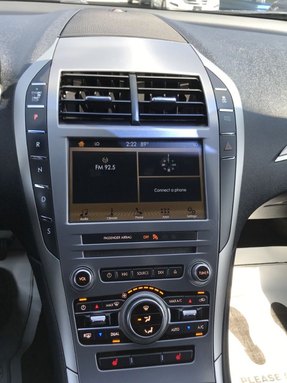 2017 Lincoln MKZ Image 18