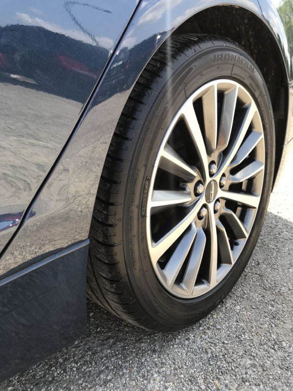 2017 Lincoln MKZ Image 24