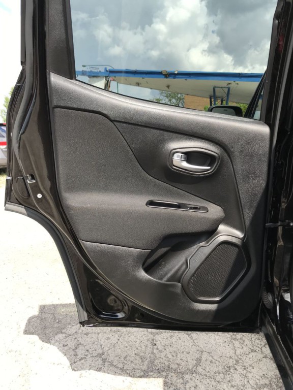 2020 Jeep Renegade Image 15