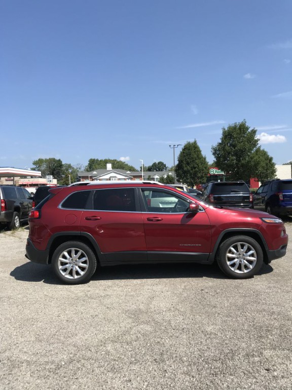 2016 Jeep Cherokee Image 2