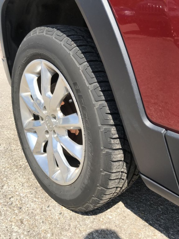 2016 Jeep Cherokee Image 24