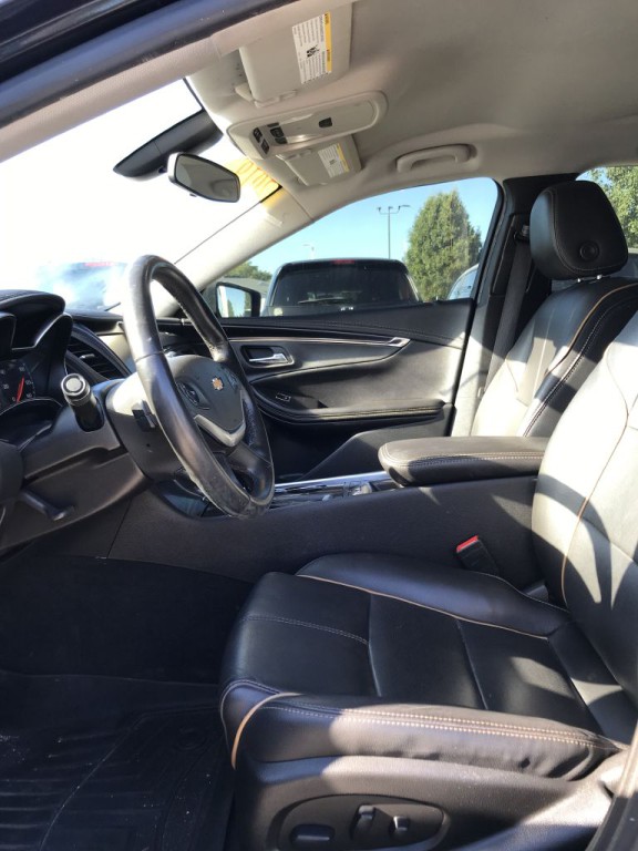 2019 Chevrolet Impala Image 13