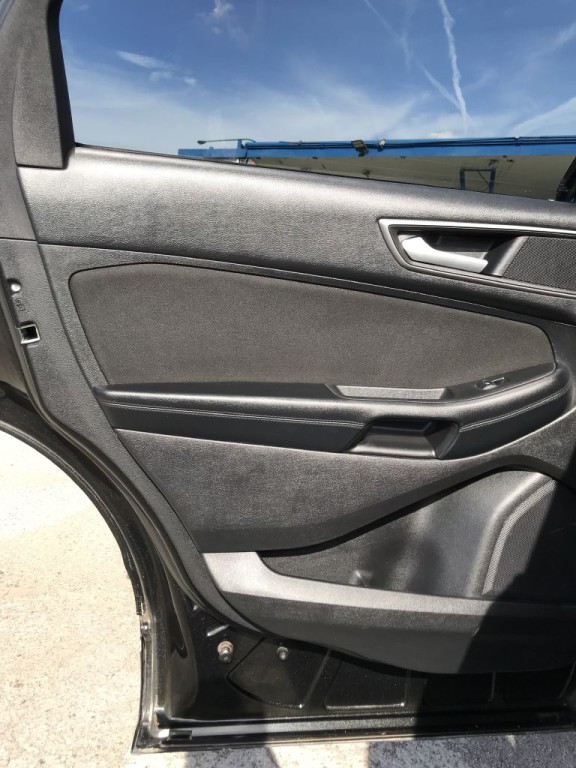 2015 Ford Edge Image 12