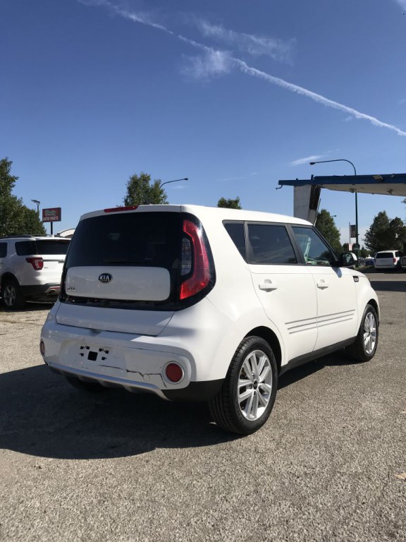 2018 Kia Soul Image 3