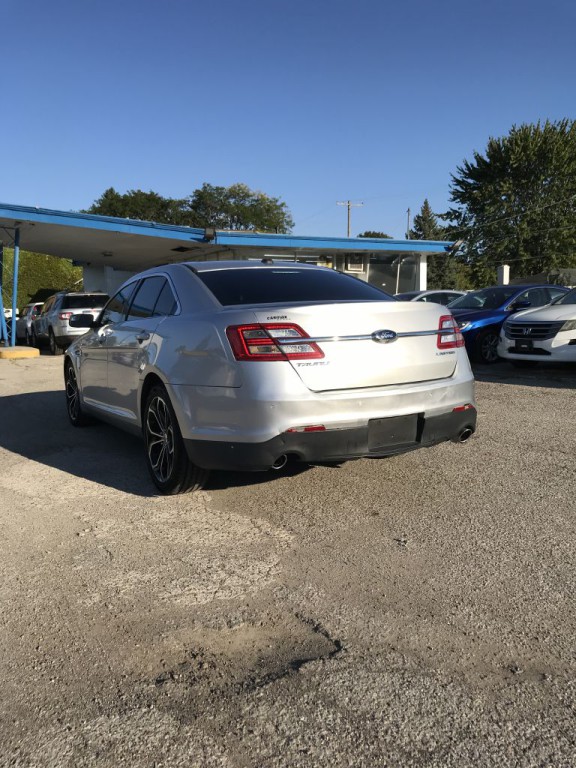 2014 Ford Taurus Image 5