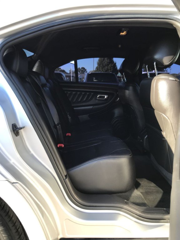 2014 Ford Taurus Image 10