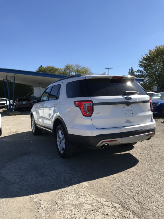 2016 Ford Explorer Image 4