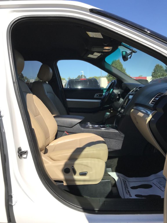 2016 Ford Explorer Image 7