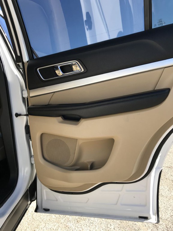2016 Ford Explorer Image 10
