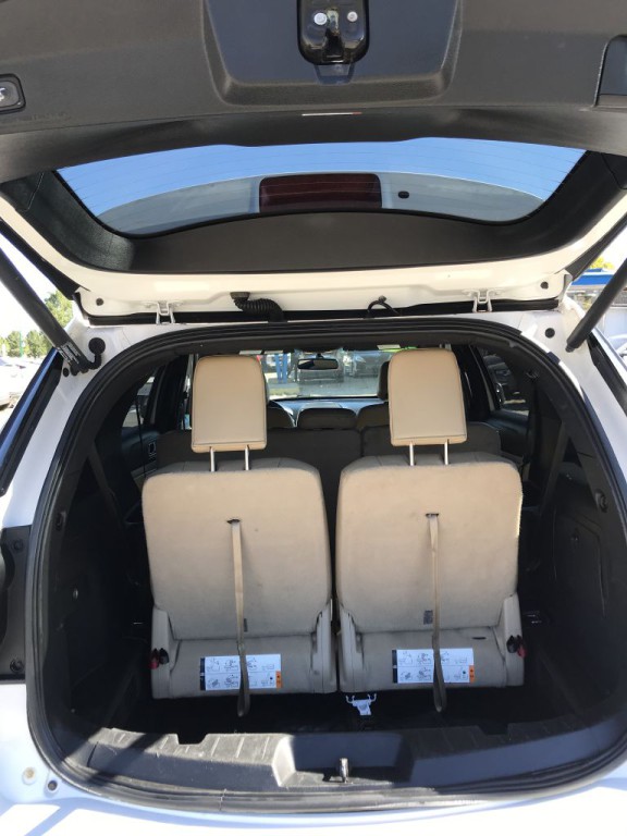 2016 Ford Explorer Image 11