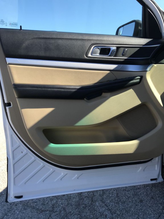 2016 Ford Explorer Image 14