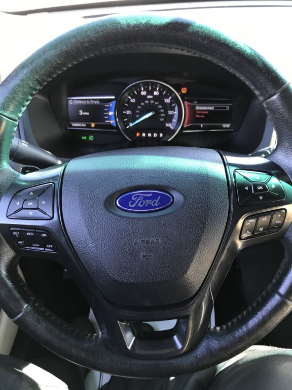 2016 Ford Explorer Image 17
