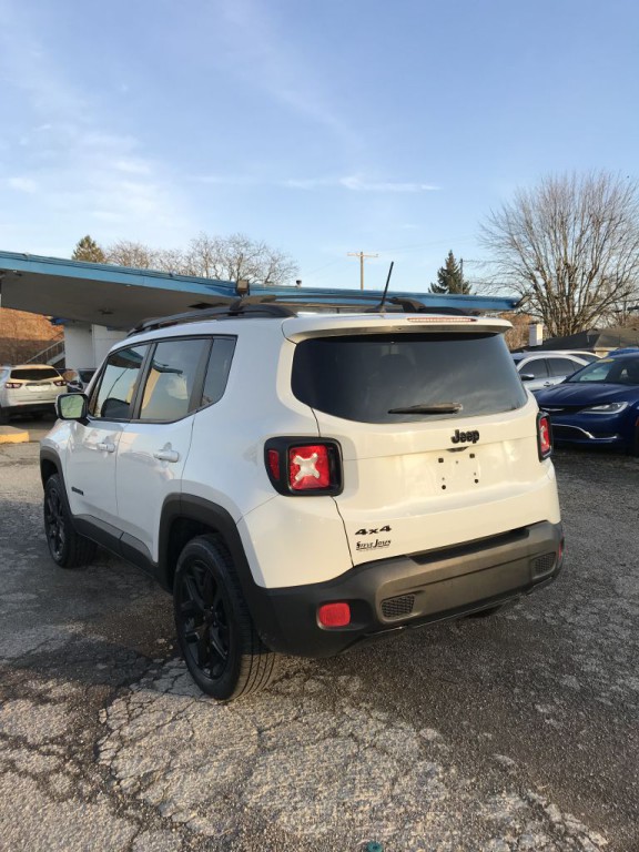 2017 Jeep Renegade Image 5