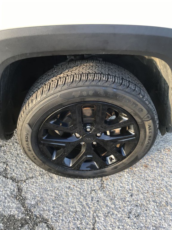 2017 Jeep Renegade Image 9