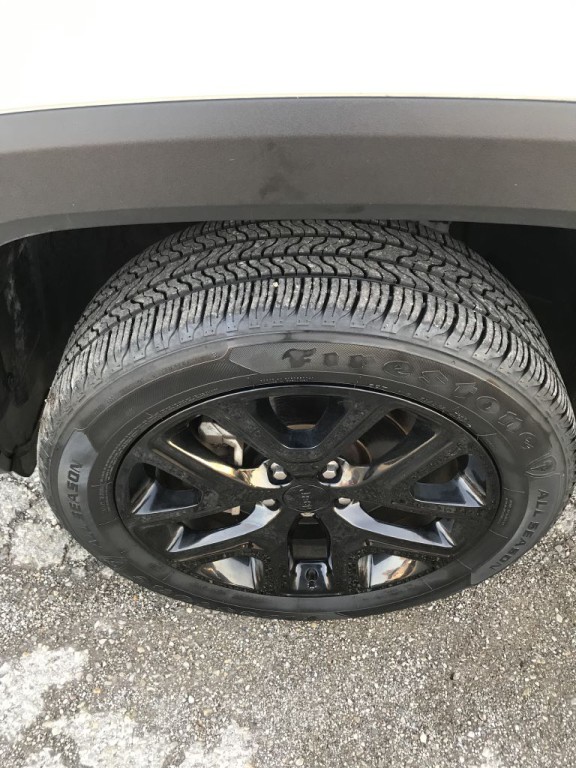 2017 Jeep Renegade Image 12