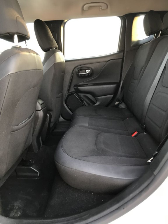 2017 Jeep Renegade Image 14