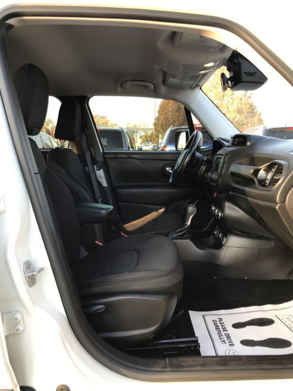 2017 Jeep Renegade Image 16