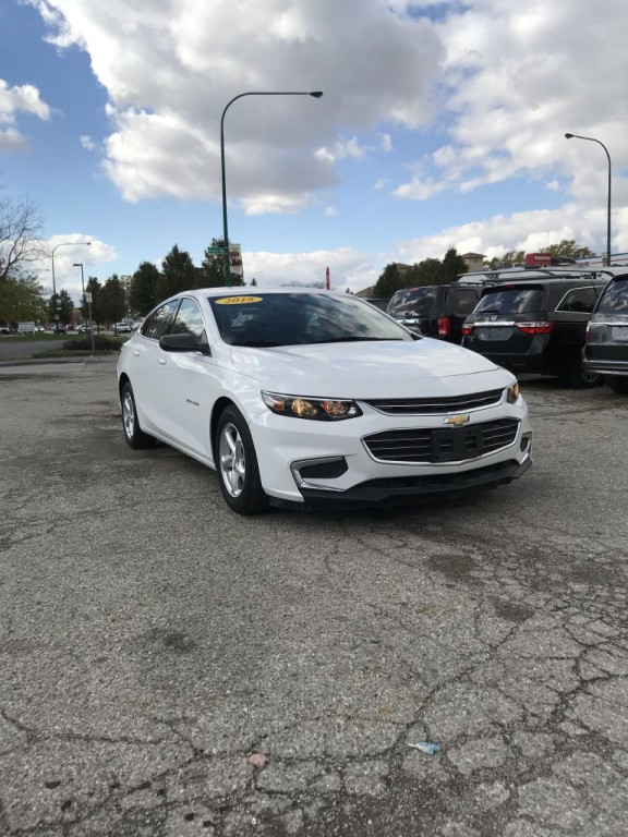 2018 Chevrolet Malibu Image 1