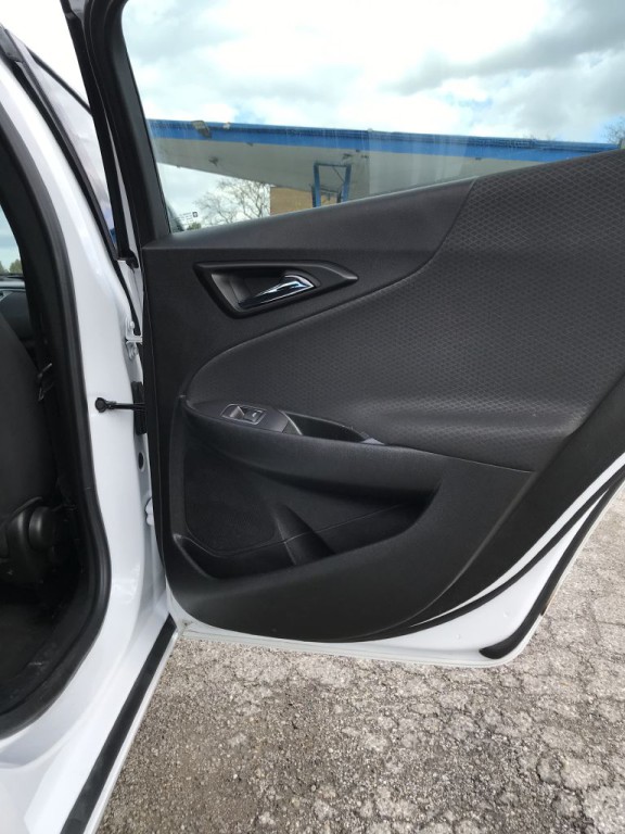 2018 Chevrolet Malibu Image 12